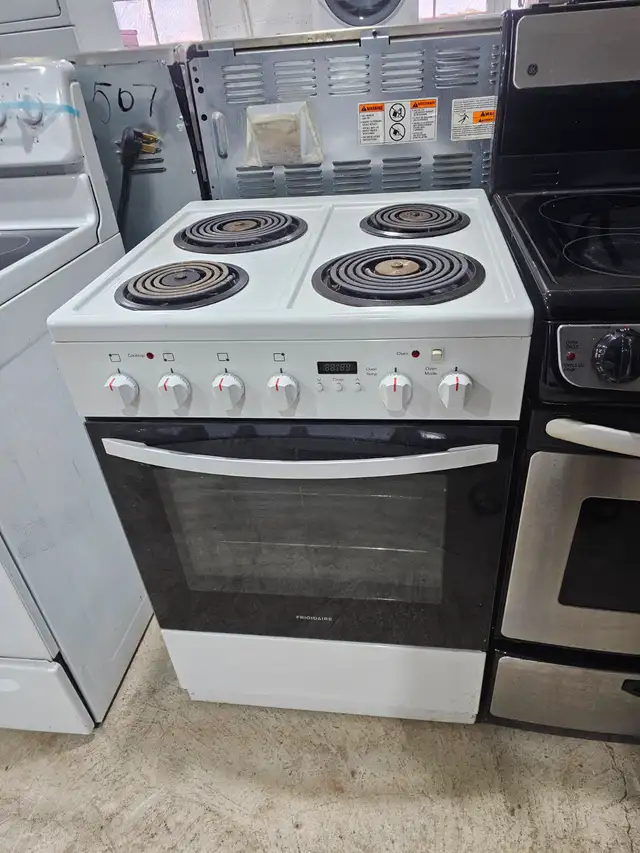 NEWER MODEL Frigidaire 24' White Slidein Electric Coil Top Stove