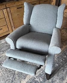 High-end Pushback Recliner $100.00