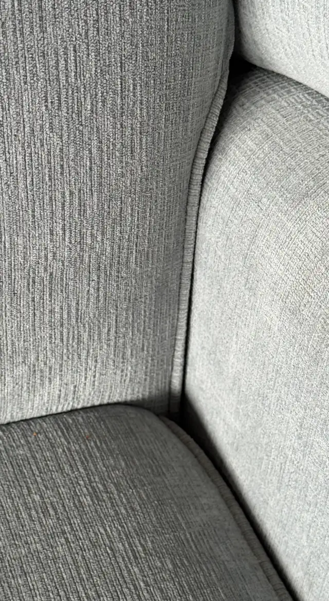 High-end Pushback Recliner $100.00 - Photo 8