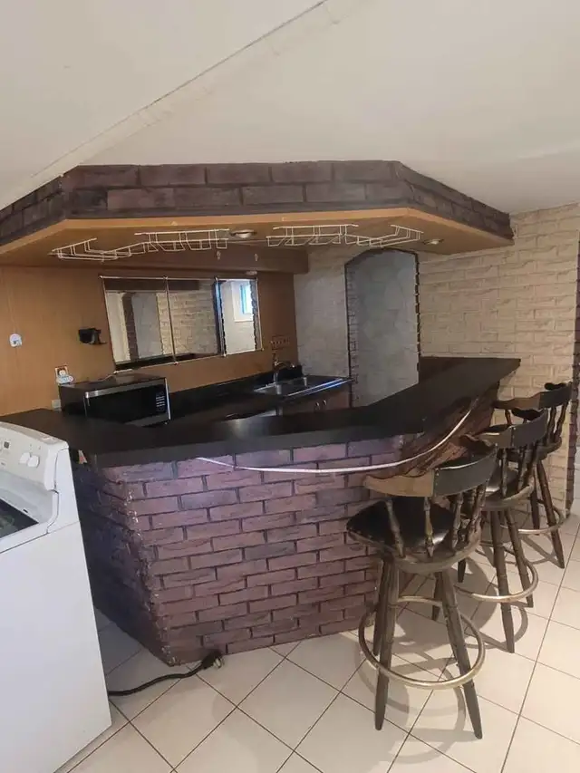 Basement apartment for rent - Photo 3