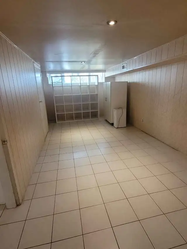 Basement apartment for rent - Photo 4