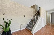 PRIME LOCATION - 3 bedroom townhouse - 14530 52 ST NW - Photo 7
