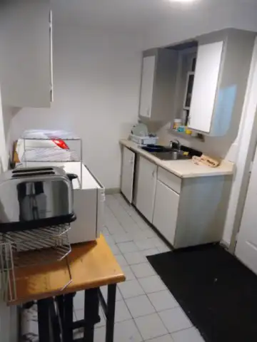 Room for Rent Yonge & Finch – All-Male Home - Photo 5