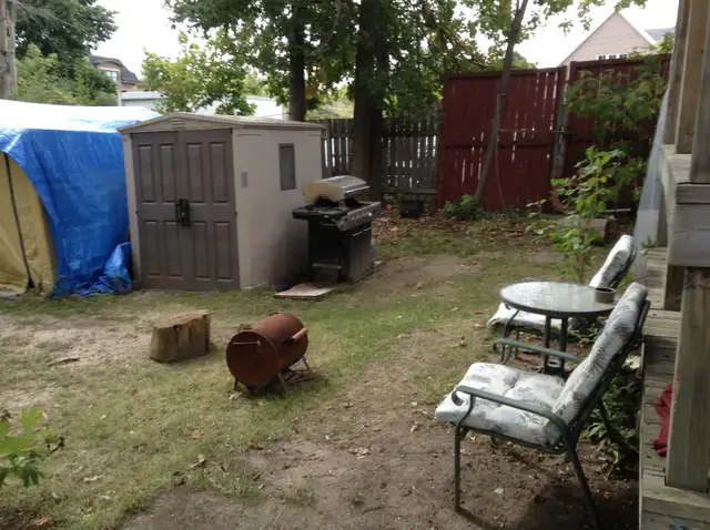 Room for Rent Yonge & Finch – All-Male Home - Photo 7