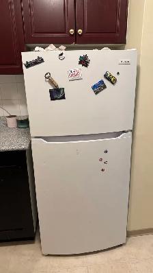 2 Bedroom Apartment For Rent in LoLo (Lower Lonsdale), - Photo 3