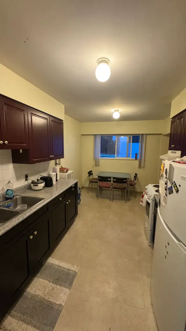 2 Bedroom Apartment For Rent in LoLo (Lower Lonsdale), - Photo 6