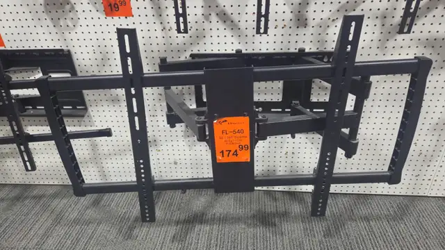 PROTECH HEAVY-DUTY FULL MOTION CURVED & FLAT PANEL TV WALL MOUNT