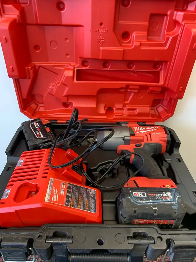 Milwaukee Impact Wrench W/Batteries And Charger - Photo 4