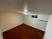 Basment For Rent - Photo 8