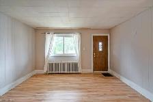 2 Bedroom Main Floor Unit – All Utilities Included - Photo 3