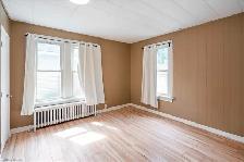 2 Bedroom Main Floor Unit – All Utilities Included - Photo 5