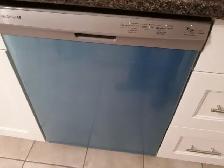 2 Bedroom Main Floor Unit – All Utilities Included - Photo 8