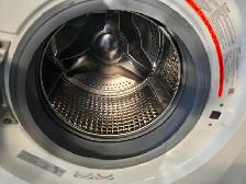 WOW! Samsung 24' White Front-Load Stackable Washer Dryer Pair - Photo 4