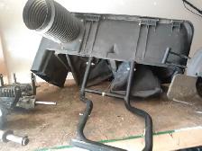 Power Flow bagger for a John Deere LT166 lawn tractor - Photo 2