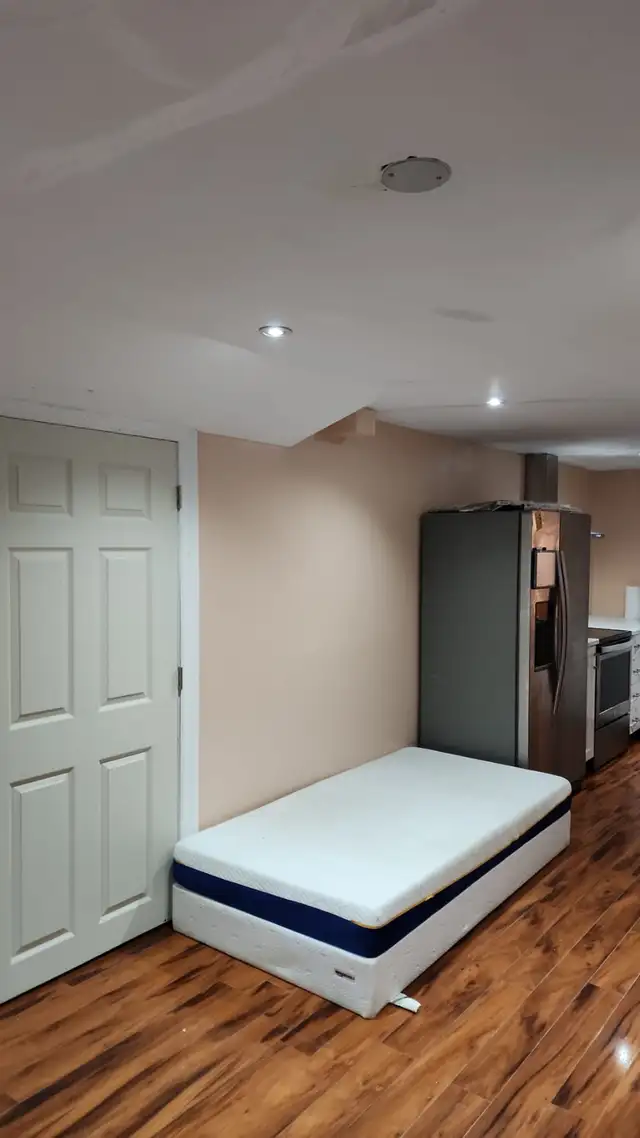 Basement for rent in Oshawa from May 1, $1300 - Photo 6