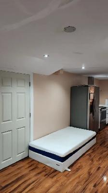 Basement for rent in Oshawa from May 1, $1300 - Photo 6