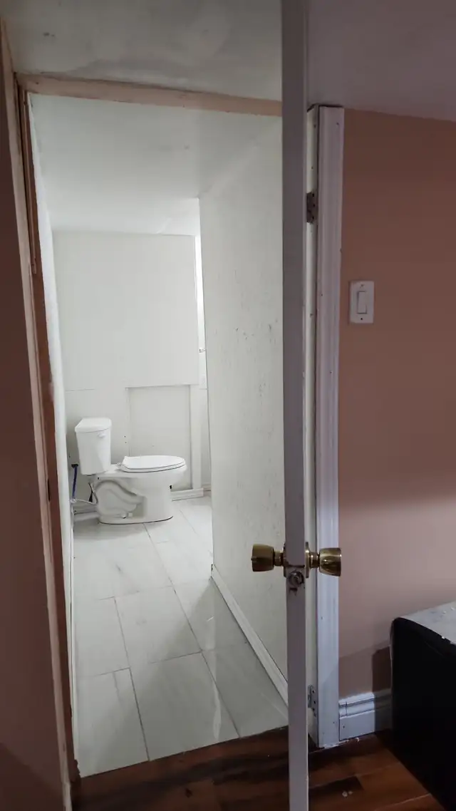 Basement for rent in Oshawa from May 1, $1300 - Photo 9