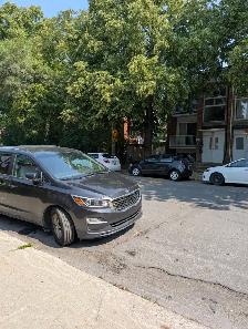 Beau, grand 4 1/2 avec balcon, terrasse, jardin, a Ahuntsic - Photo 2