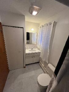 5 1/2 à 2 min de l’UdeS – Location flexible - Tout inclus - Photo 4