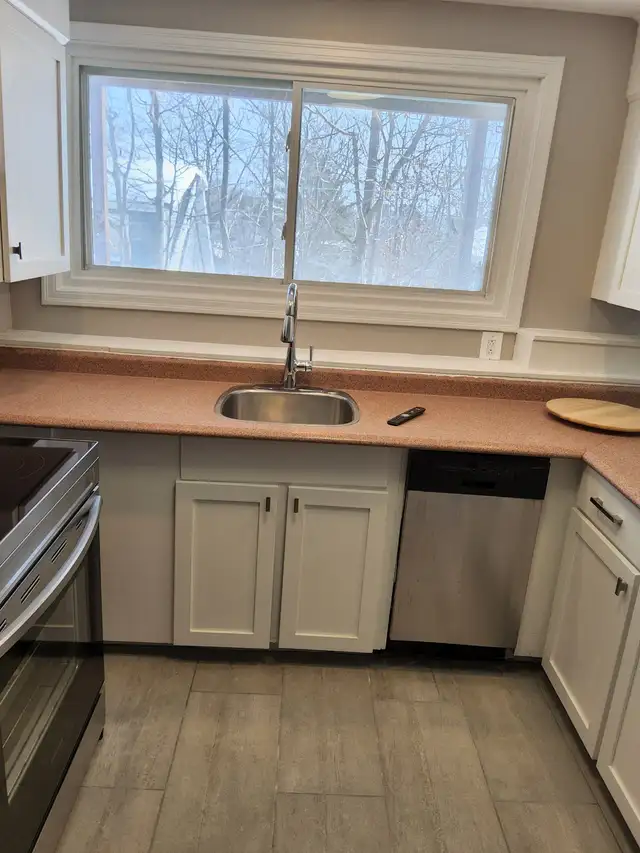 BEST VALUE ! HALIFAX 1 BEDROOM FLAT ACT FAST ! - Photo 7