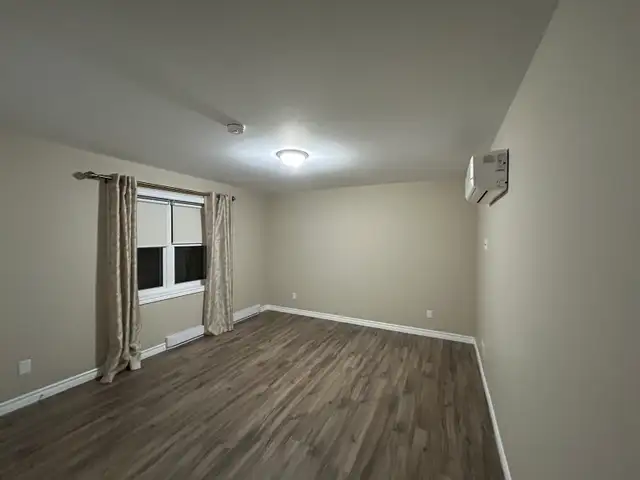 Beautiful 2 bedroom unit available for rent - Photo 8