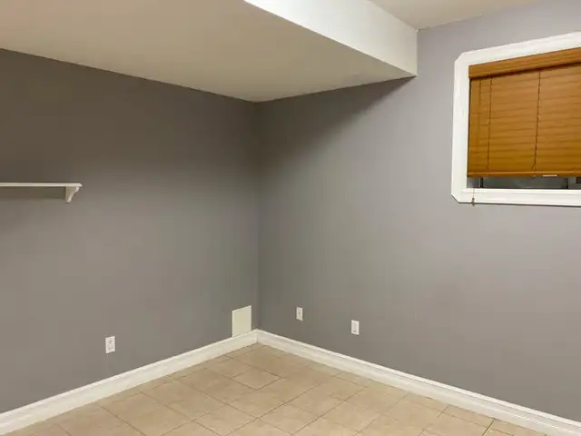 Summerside - Walkout 1 Bdrm Basement Suite - All utilities incl. - Photo 5