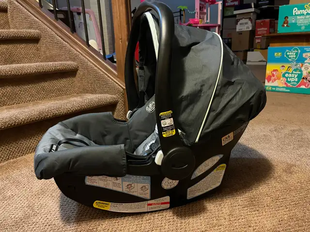 Graco  Click Connect Stroller, Infant Car Seat and 2 - Photo 2