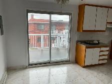 5.5 St. Leonard, 2e étage, grand, lumineux, propre, 1e mai/apres - Photo 3