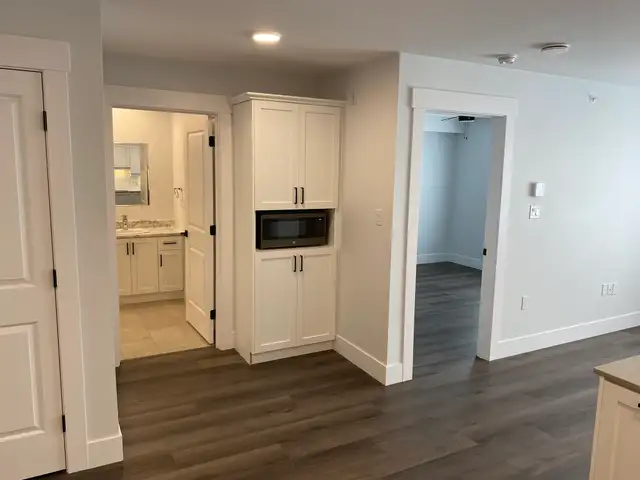 Avail July 1 next to UNB | WiFi & Water included | 409-49 - Photo 5
