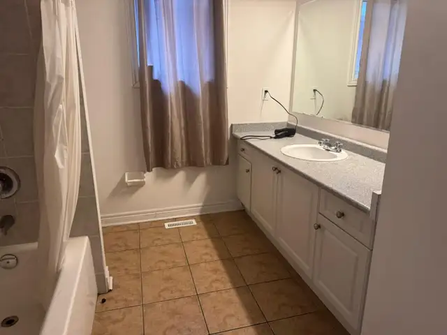 Room for rent - Photo 3