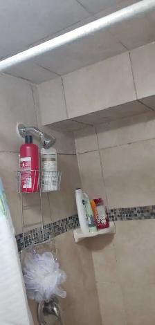 Quiet Street Girl Only Room Near Sheridan College - Photo 7