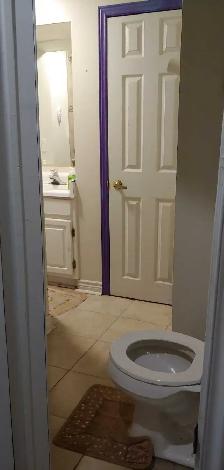 Quiet Street Girl Only Room Near Sheridan College - Photo 8