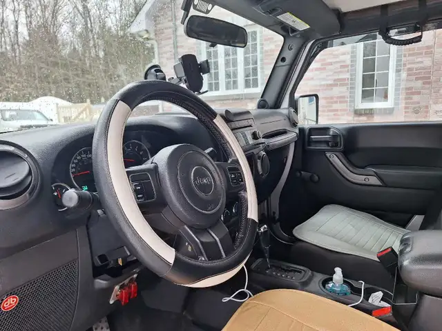 Jeep Wrangler Unlimited Sport 2011 (PRIX NÉGOCIABLE) - Photo 6