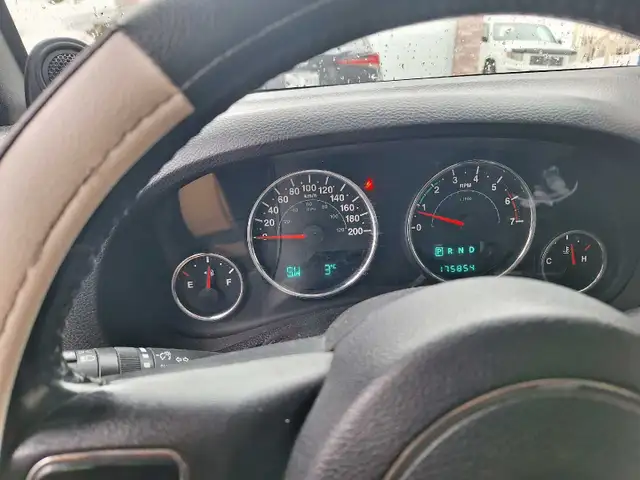 Jeep Wrangler Unlimited Sport 2011 (PRIX NÉGOCIABLE) - Photo 9