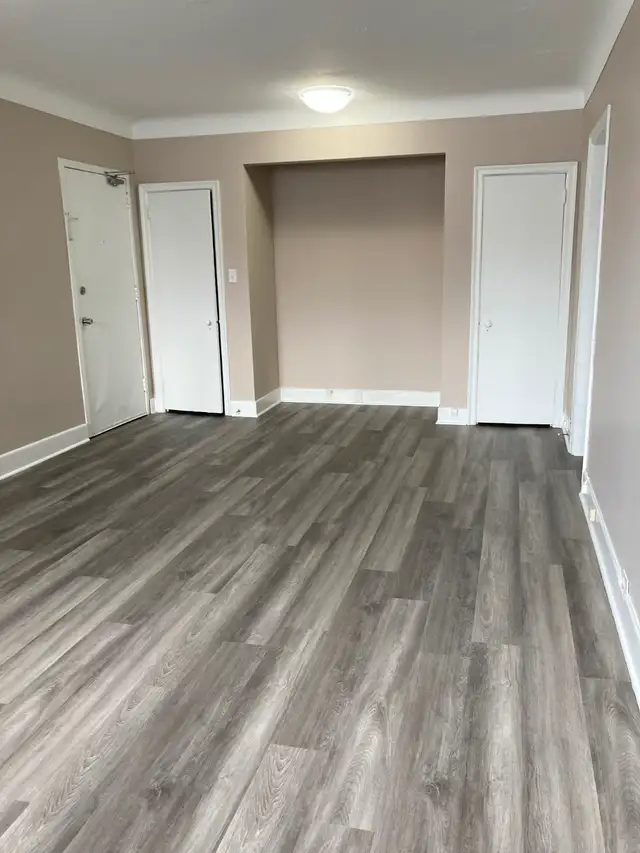 2 Bedroom Apartment near University/Hospital - Photo 2
