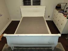 Queen sleigh white bed solid wood Pickering