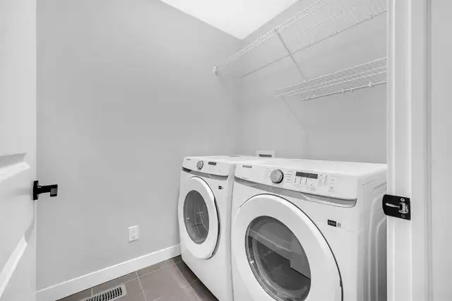 4 Bedroom Duplex Family House Rent $2500/- - Photo 6