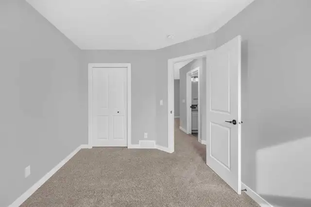 4 Bedroom Duplex Family House Rent $2500/- - Photo 8
