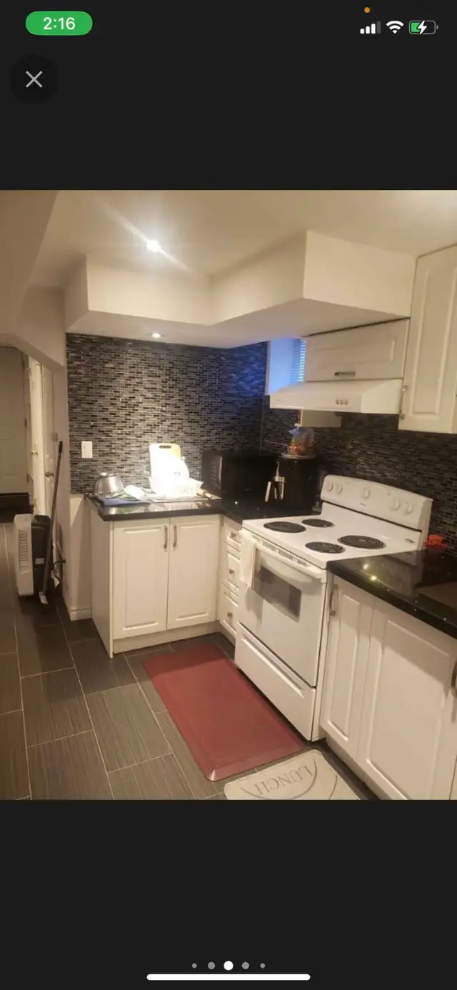 RENTING ONE ROOM EVERYTHING INCLUDED AND PRIVATE BATHROOM $1000 - Photo 3