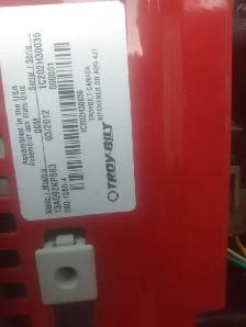 Troy-Bilt 50' lawn tractor STRIPPED FOR PARTS! - Photo 5