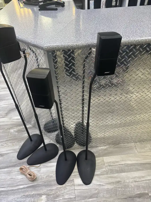 Bose Cube Speaker Pair On Stands