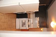 2 Bedroom Above Ground/Basement Apartment - Photo 10