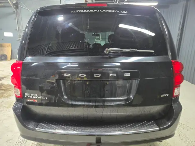 2014 DODGE GRAND CARAVAN SXT -STOW AND GO - FINANCEMENT 100% APP - Photo 6
