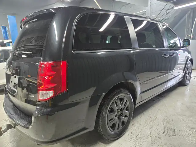 2014 DODGE GRAND CARAVAN SXT -STOW AND GO - FINANCEMENT 100% APP - Photo 8