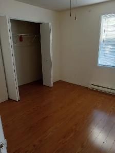 Grand 4 1/2 à louer - Photo 10