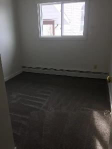 3 Bedroom Suite in Tri-Plex.  Ponoka town area. - Photo 5