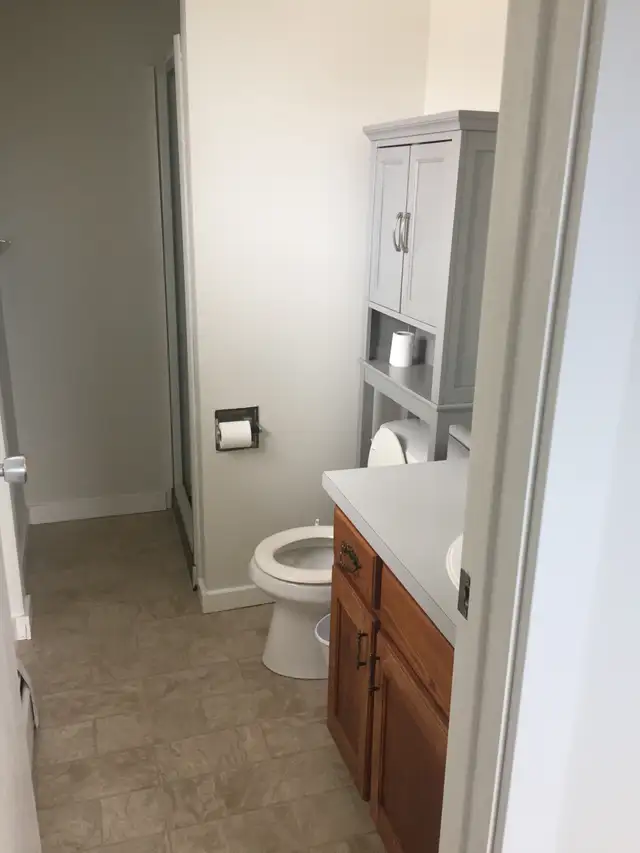 3 Bedroom Suite in Tri-Plex.  Ponoka town area. - Photo 7