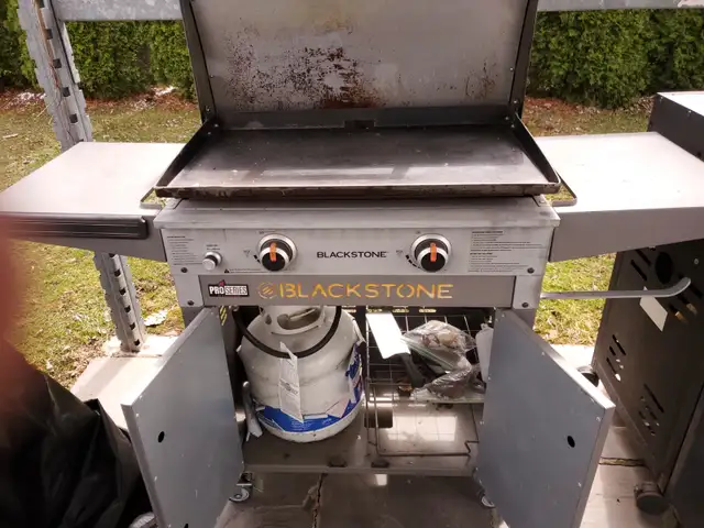 PRO SERIES BLACKSTONE FLAT TOP BBQ PROPANE