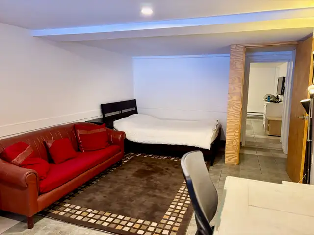 Chambre meublée / entrée privée / 20m2 / dispo 11 mai ou 1 juin - Photo 2