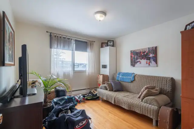 Longueuil, magnifique 51/2 spacieux disponible pour juillet